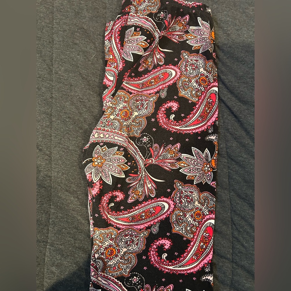 Paisley Print Women's Leggings